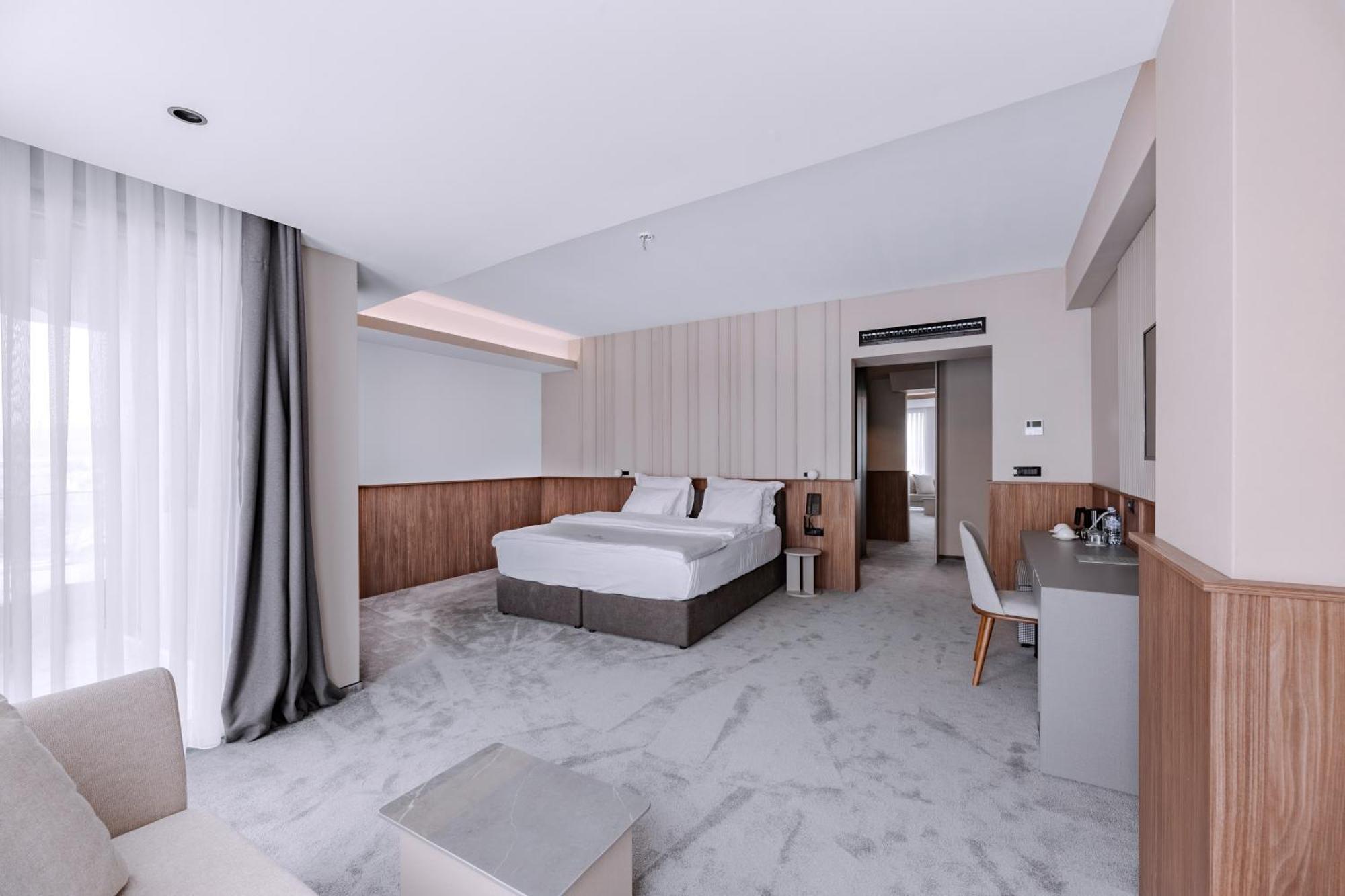 Actor Hotel Suto Orizari Εξωτερικό φωτογραφία